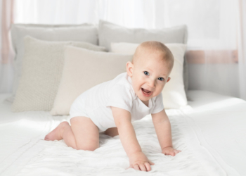 Istraživanje: 65% dece na Balkanu koja nisu puzila obolelo od teške bolesti kičme