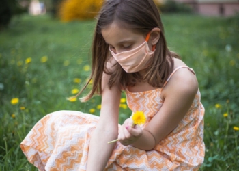 Naučnici: Deca šire koronavirus, ali ne na način kao što to čine i odrasli