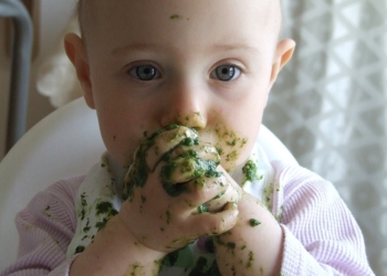 Jedite spanać, u njemu ima puno gvožđa – reče mama deci i slaga ih