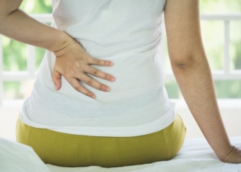 Bolovi u vratu i leđima nakon porođaja