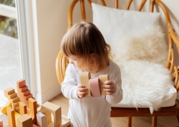 Šta se događa ako dete proguta bateriju?