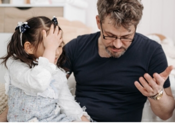 Kako se osloboditi straha da sve može nauditi vašem detetu