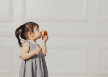 Sinehije labija (slepljene male usne)