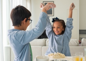 Želite da vaše dete bude uspešno? Ovako razgovarajte sa njim!