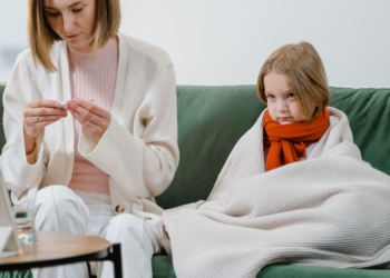 Šta se koristi u terapiji povišene temperature i bola kod dece