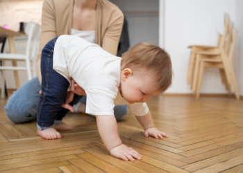 Primetili ste da se deca radije igraju sa kućnim predmetima? Evo zašto je to dobro….