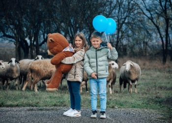 Počela je nova Sezona darivanja: Stvaramo lepšu budućnost za 60 dece širom ruralne Srbije