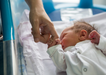 Bebac predao Ministarstvu zdravlja predloge za bolja porodilišta