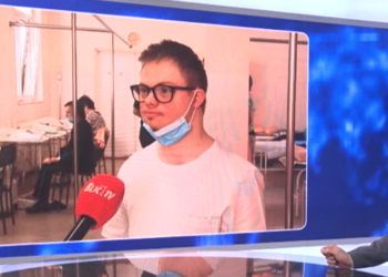 Vuk Trajković  je prva osoba sa Daunovim sindromom zaposlena u zdravstvenom sistemu Srbije