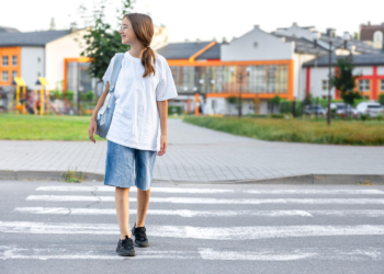 Stručnjak upozorava: Ne zovite decu kada se vraćaju iz škole