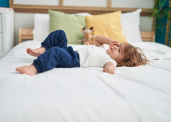 Da li je vašem detetu potreban popodnevni san ili je vreme da ga ukinete