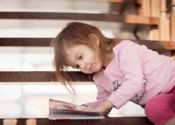Odlični saveti kako da deca više i radije čitaju od malena